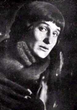 ahmatova35.jpg
