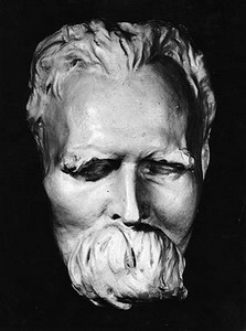 nicshe posmertnaa idel.jpg
