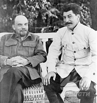 stalin lenin.jpg