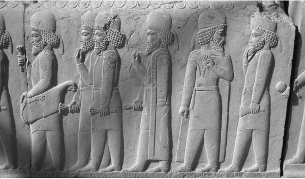 Zoroastriici s barsomami.jpg
